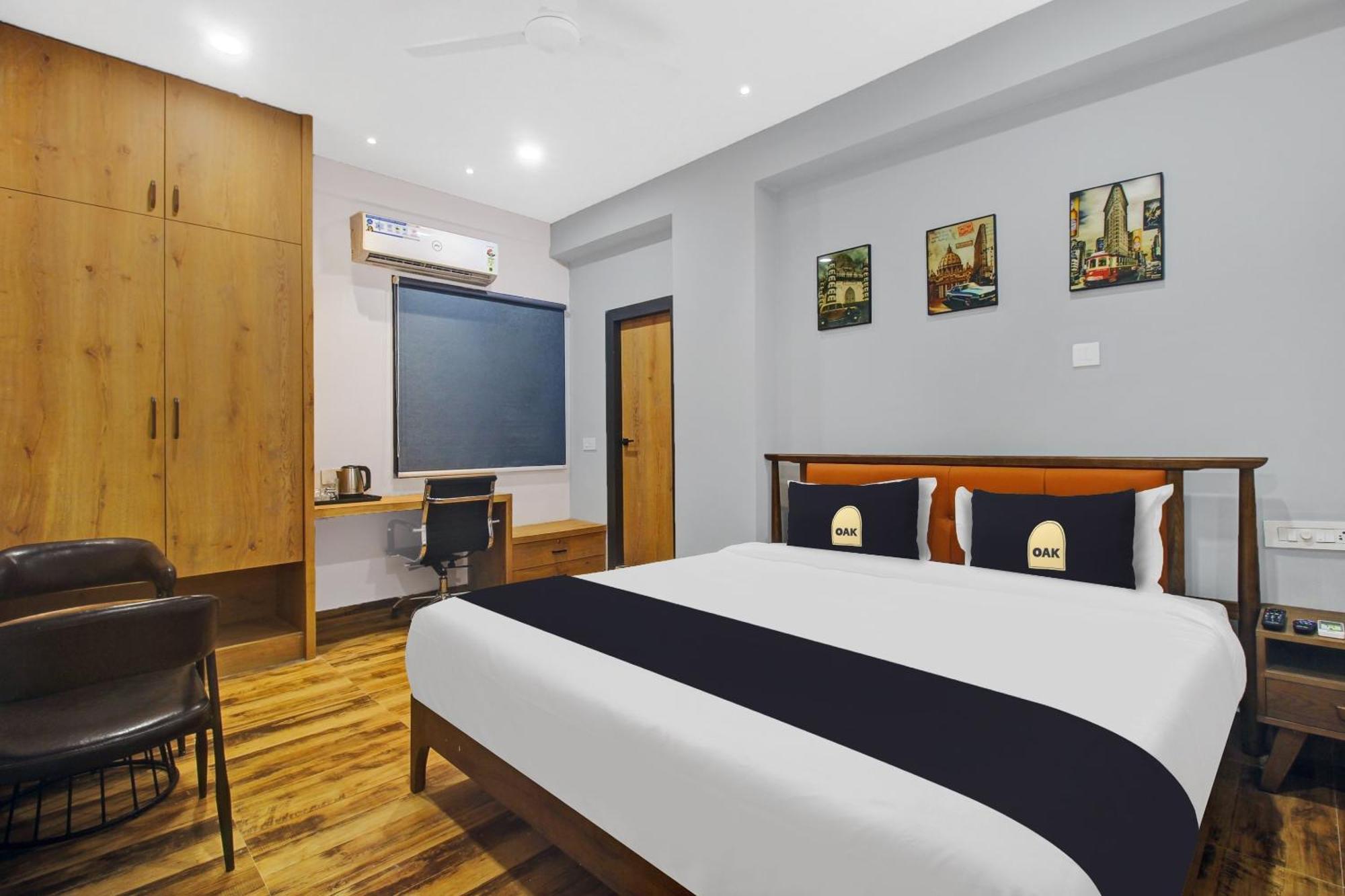 Super Townhouse Oak Hitec City Near Image Hospital Hyderabad Exterior foto